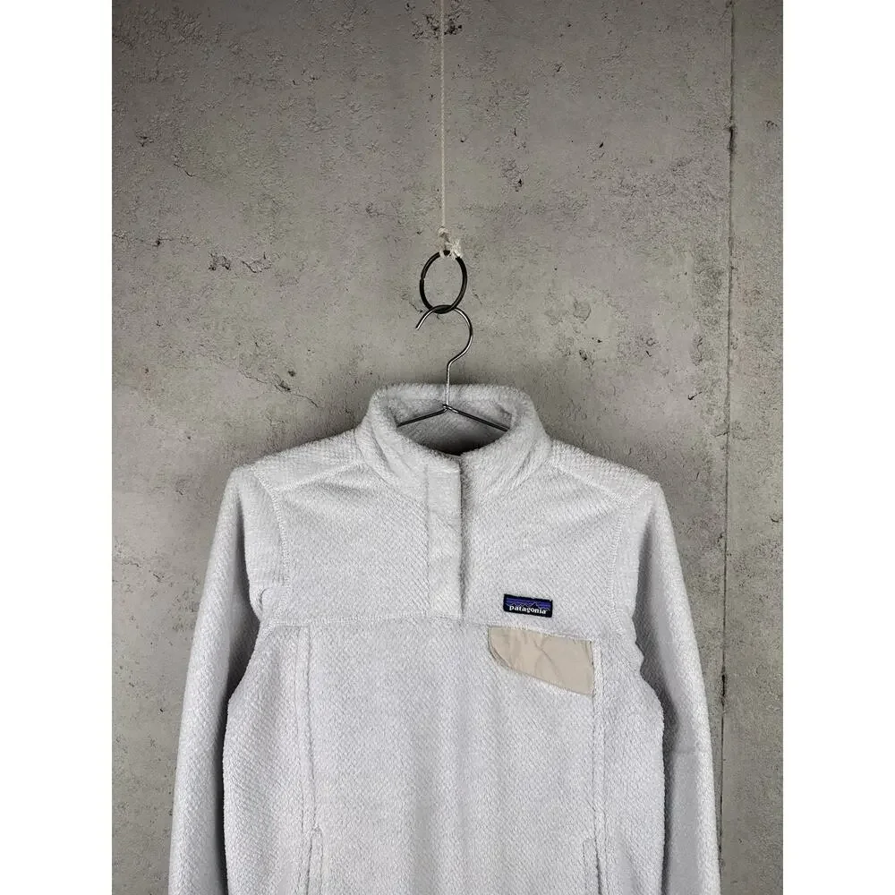 Patagonia Synchilla T-Snap Ivory Fleece Sweater Women's Size Medium Outdoor Camp